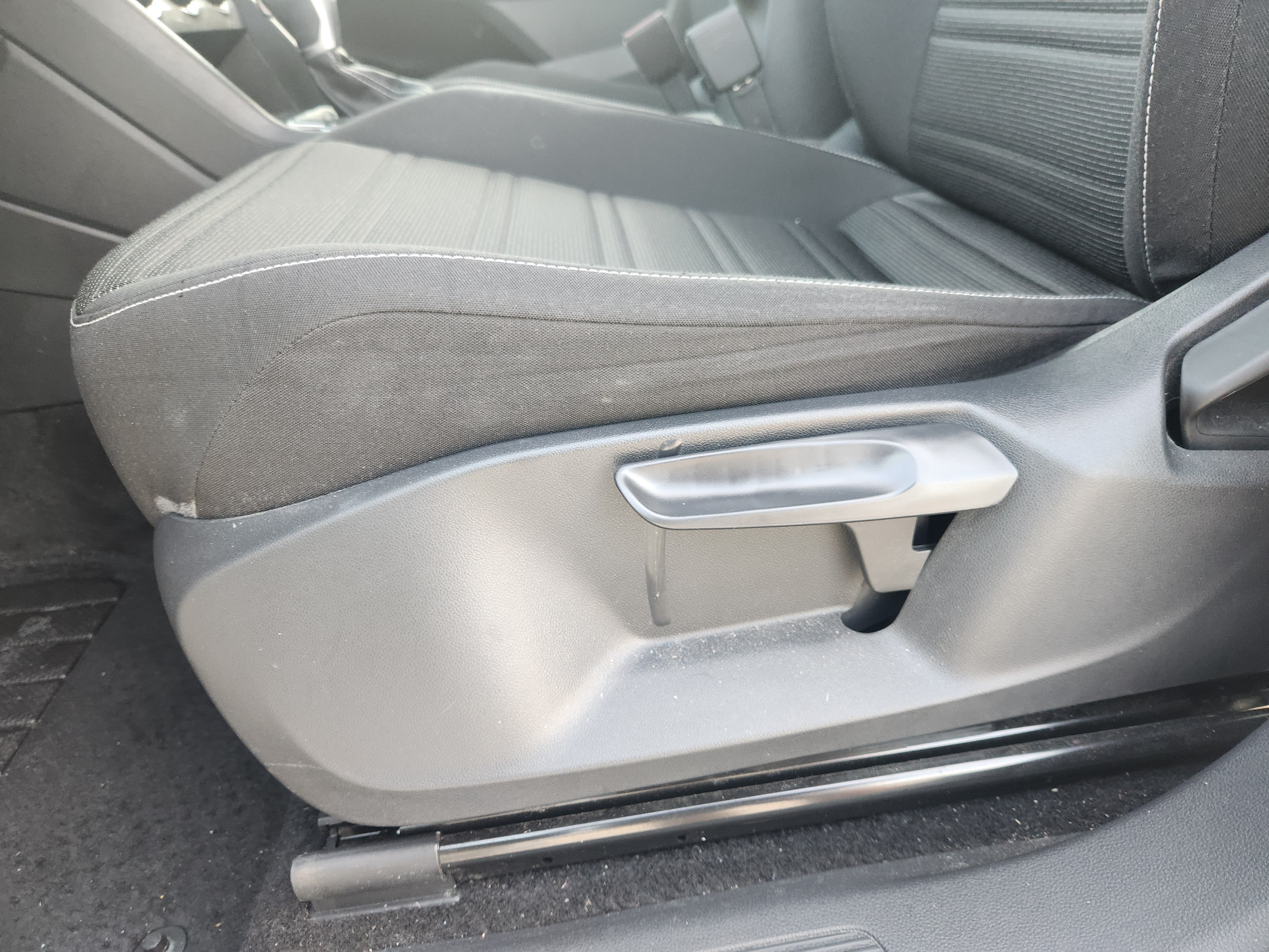 2023 Volkswagen Tiguan S