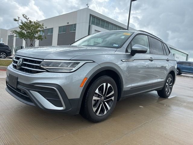 2024 Volkswagen Tiguan 2.0T S's photo
