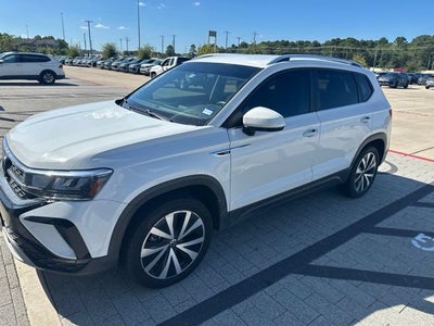 2022 Volkswagen Taos SE