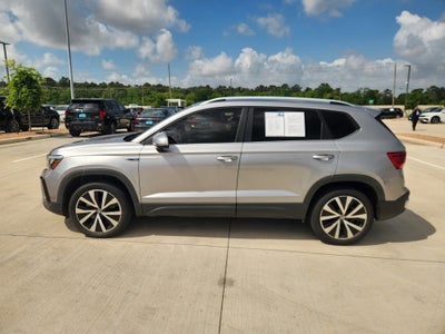 2022 Volkswagen Taos SE