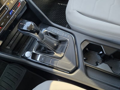 2026 Volkswagen Taos SE