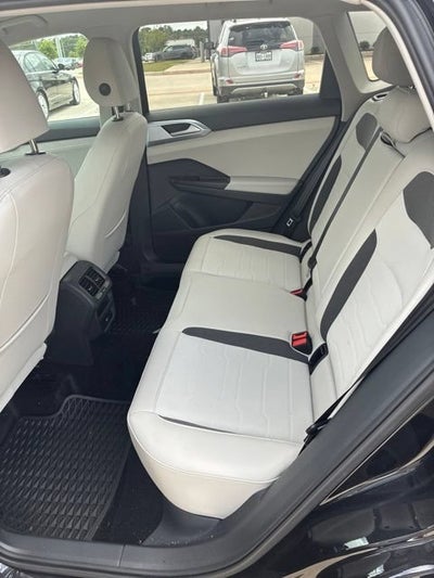2025 Volkswagen Taos SE