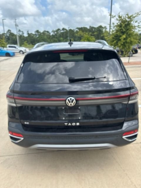 2025 Volkswagen Taos SE