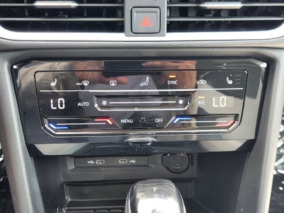 2026 Volkswagen Taos SE