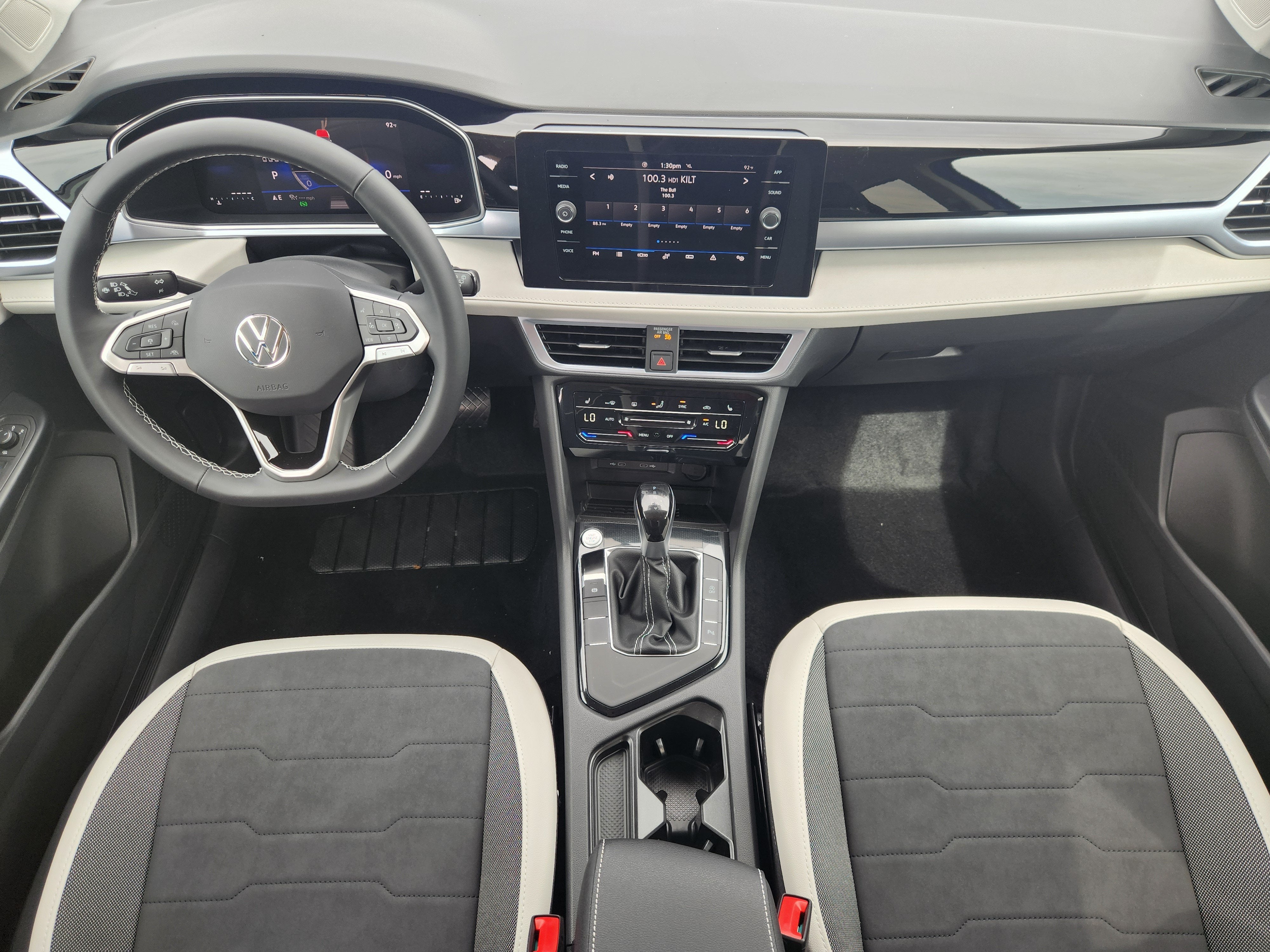 2027 Volkswagen Taos SE