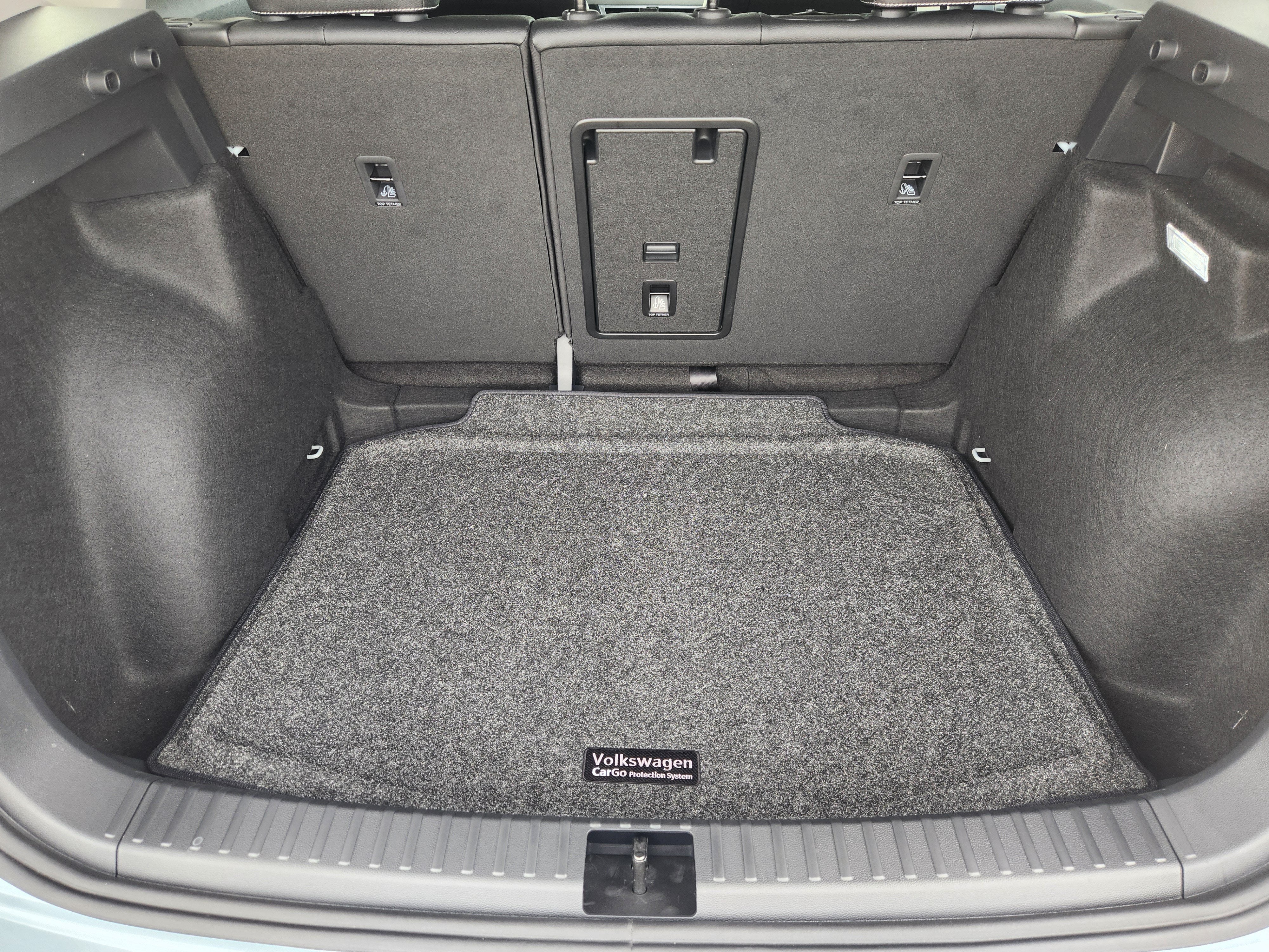 2027 Volkswagen Taos SE