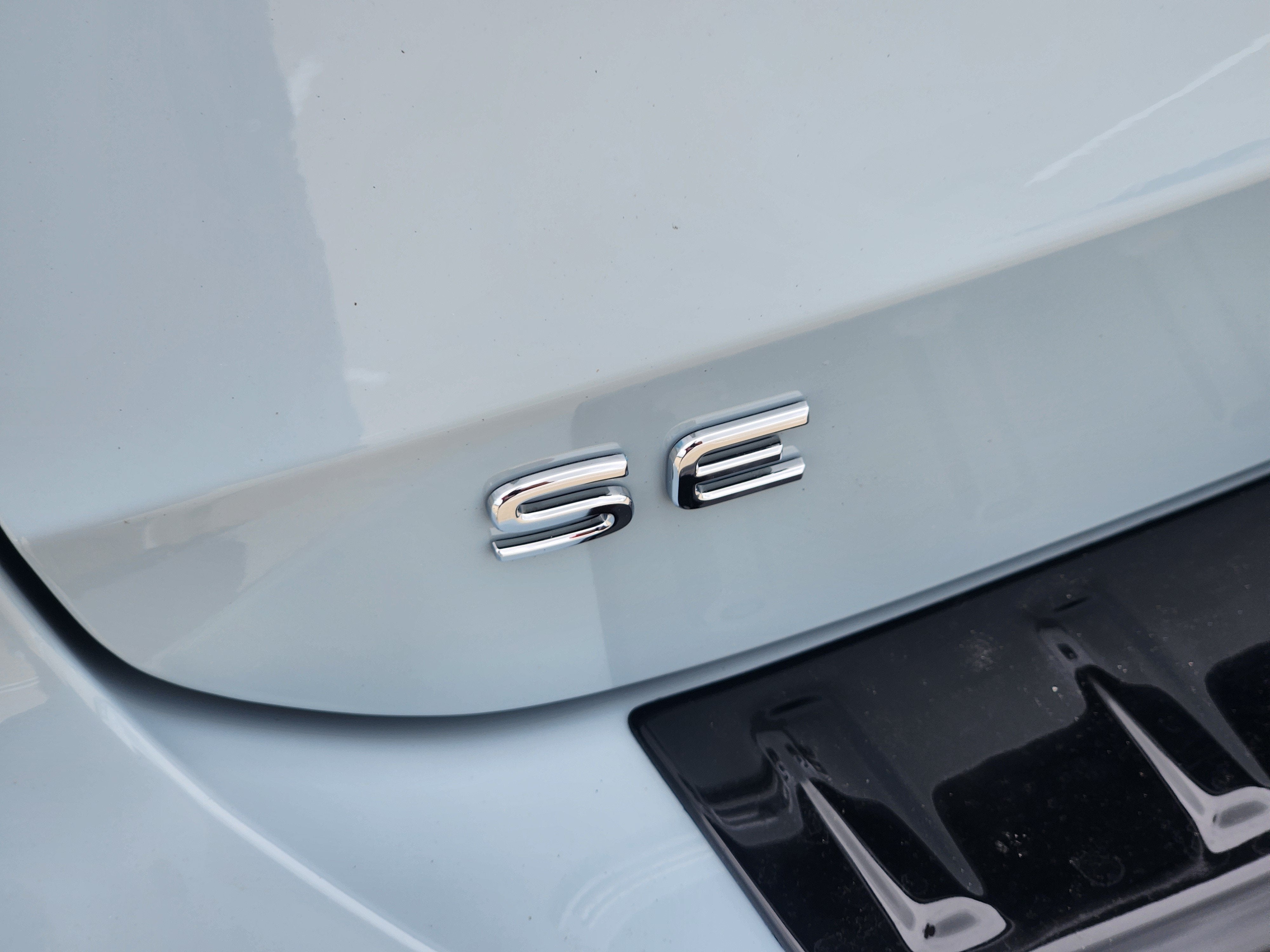 2027 Volkswagen Taos SE