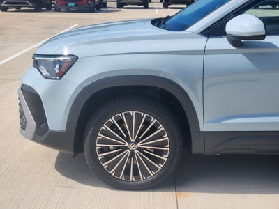 2027 Volkswagen Taos SE
