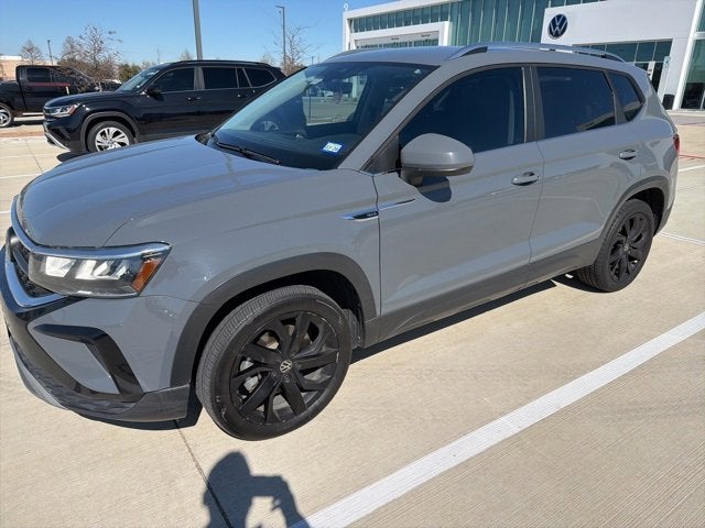 2023 Volkswagen Taos SE