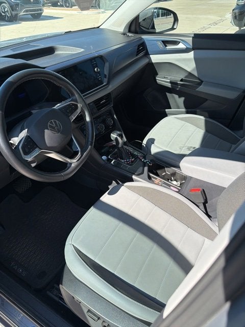 2023 Volkswagen Taos SE