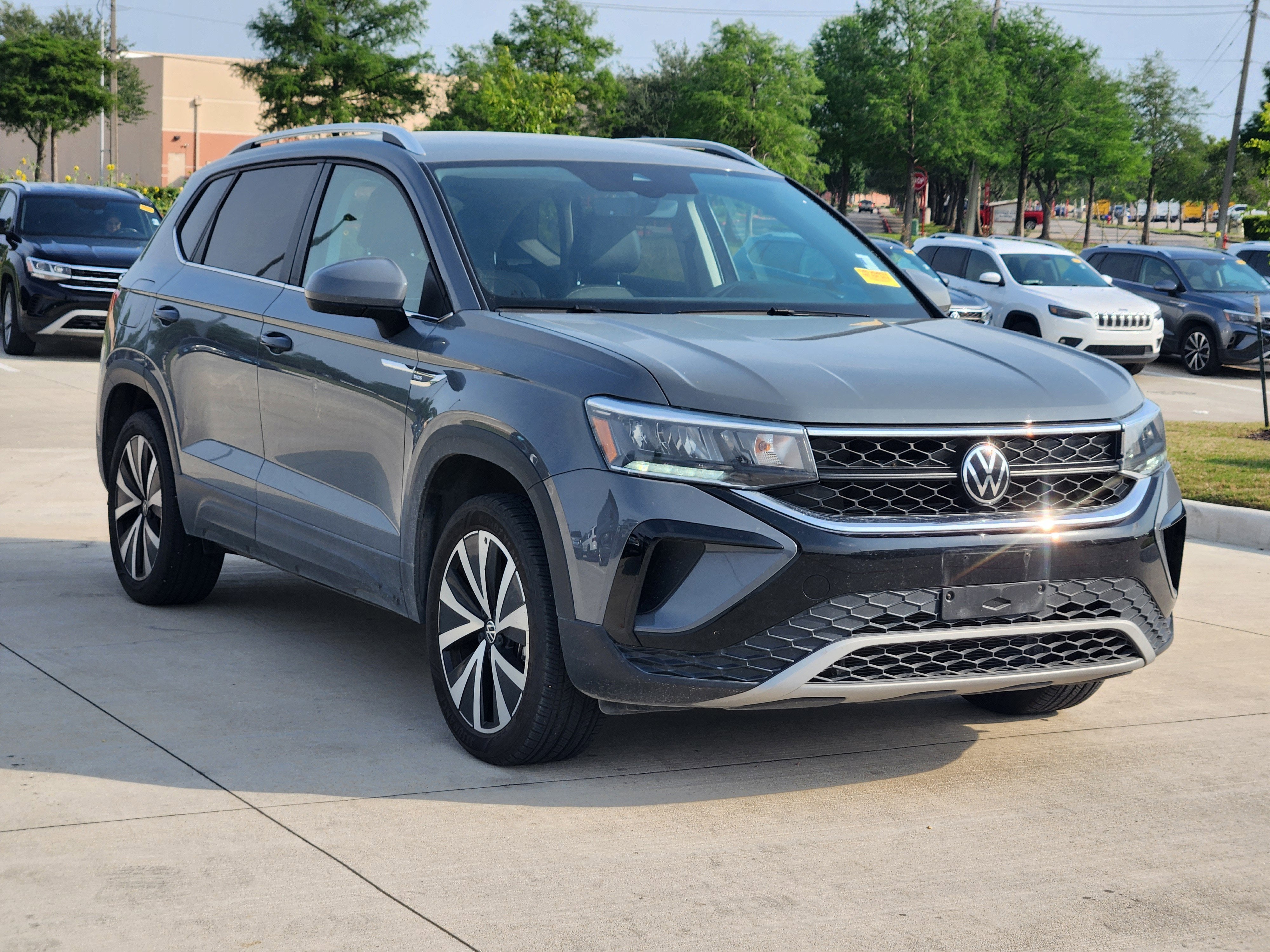 2024 Volkswagen Taos SE