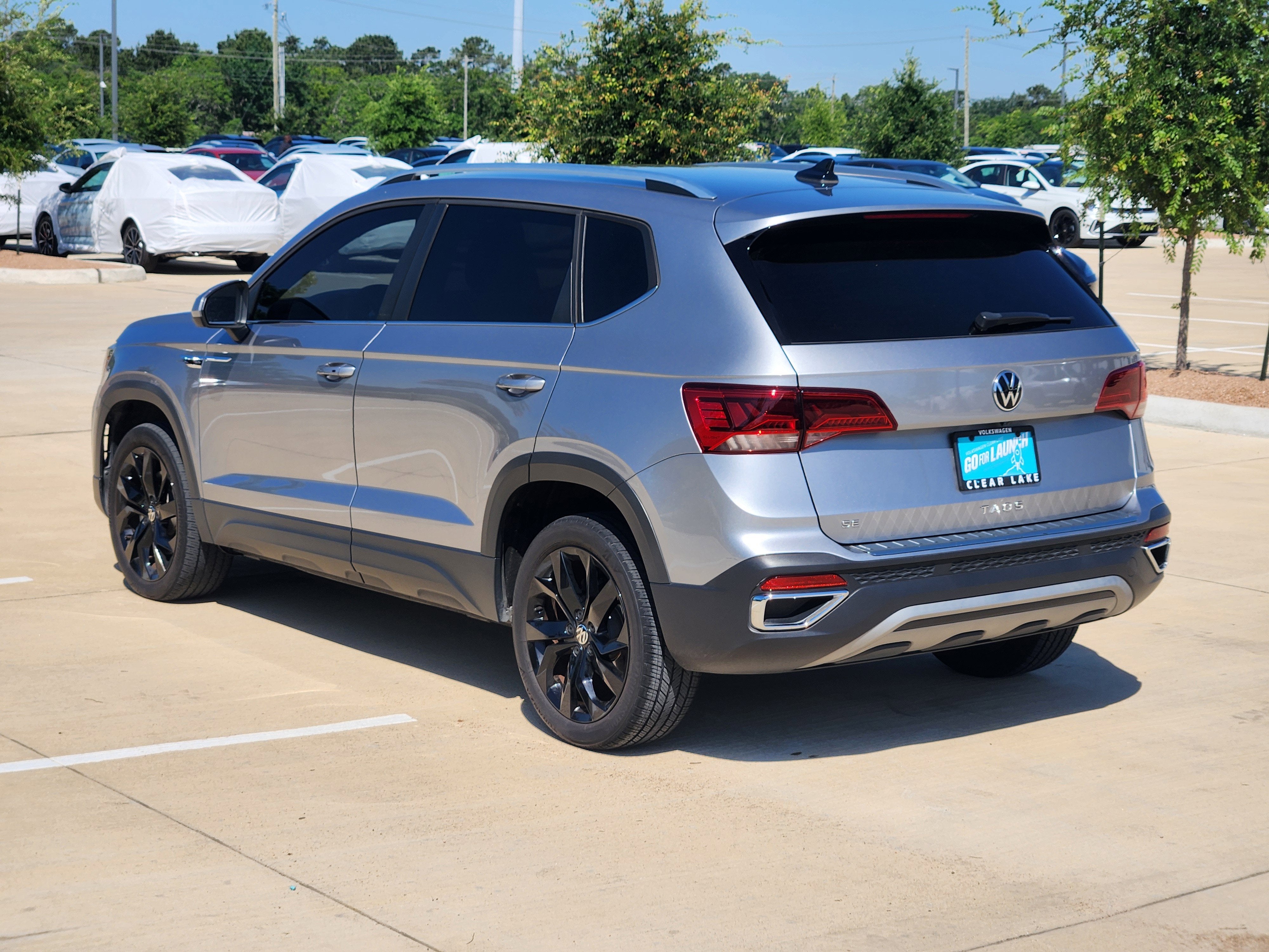 2023 Volkswagen Taos SE
