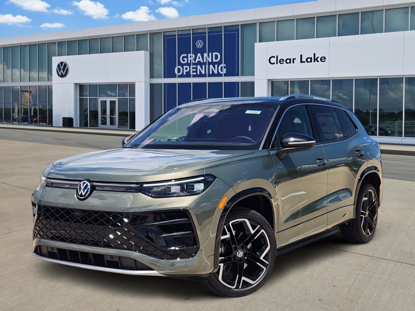 2026 Volkswagen Tiguan SEL R-Line Turbo