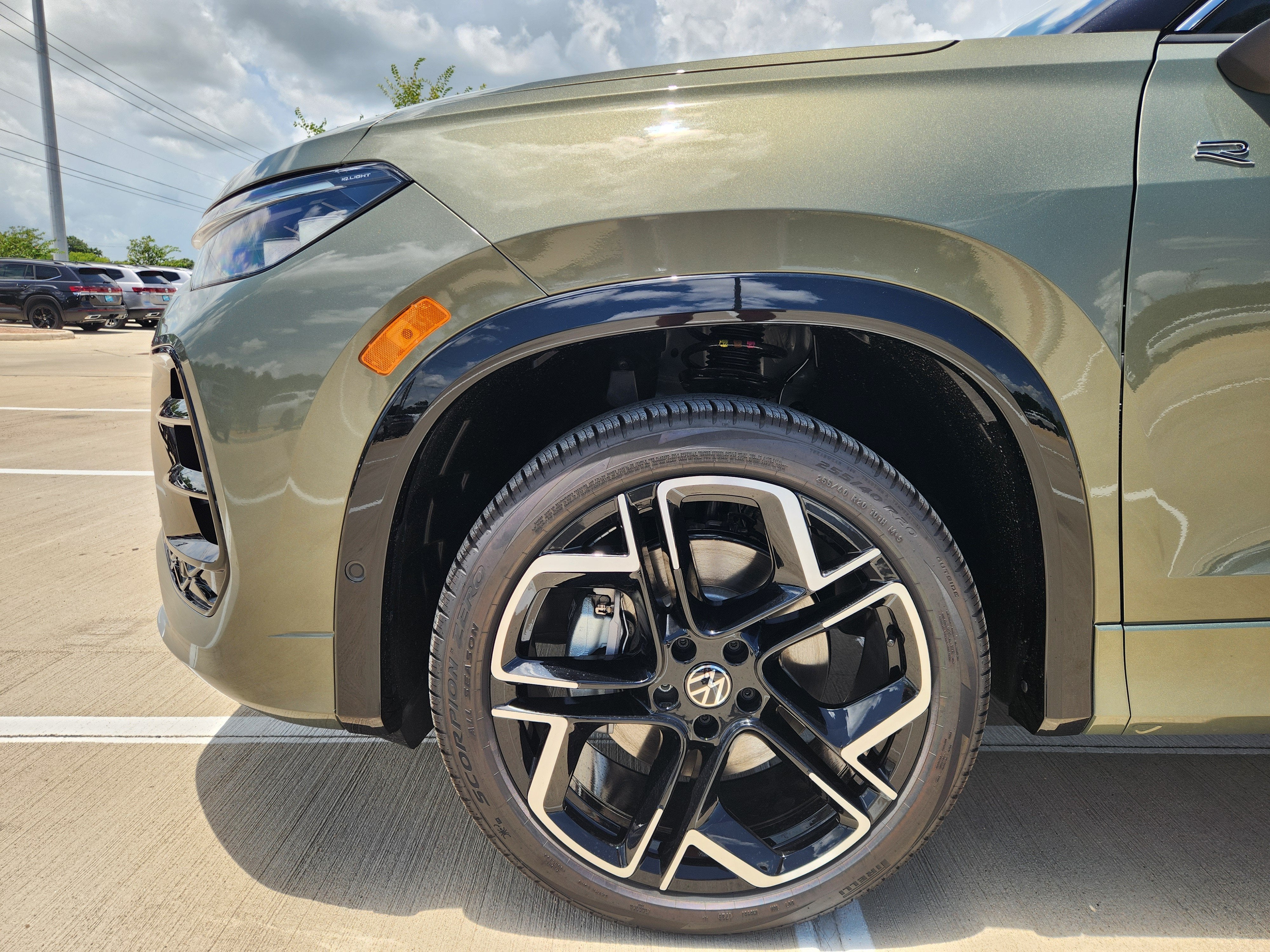 2026 Volkswagen Tiguan SEL R-Line Turbo