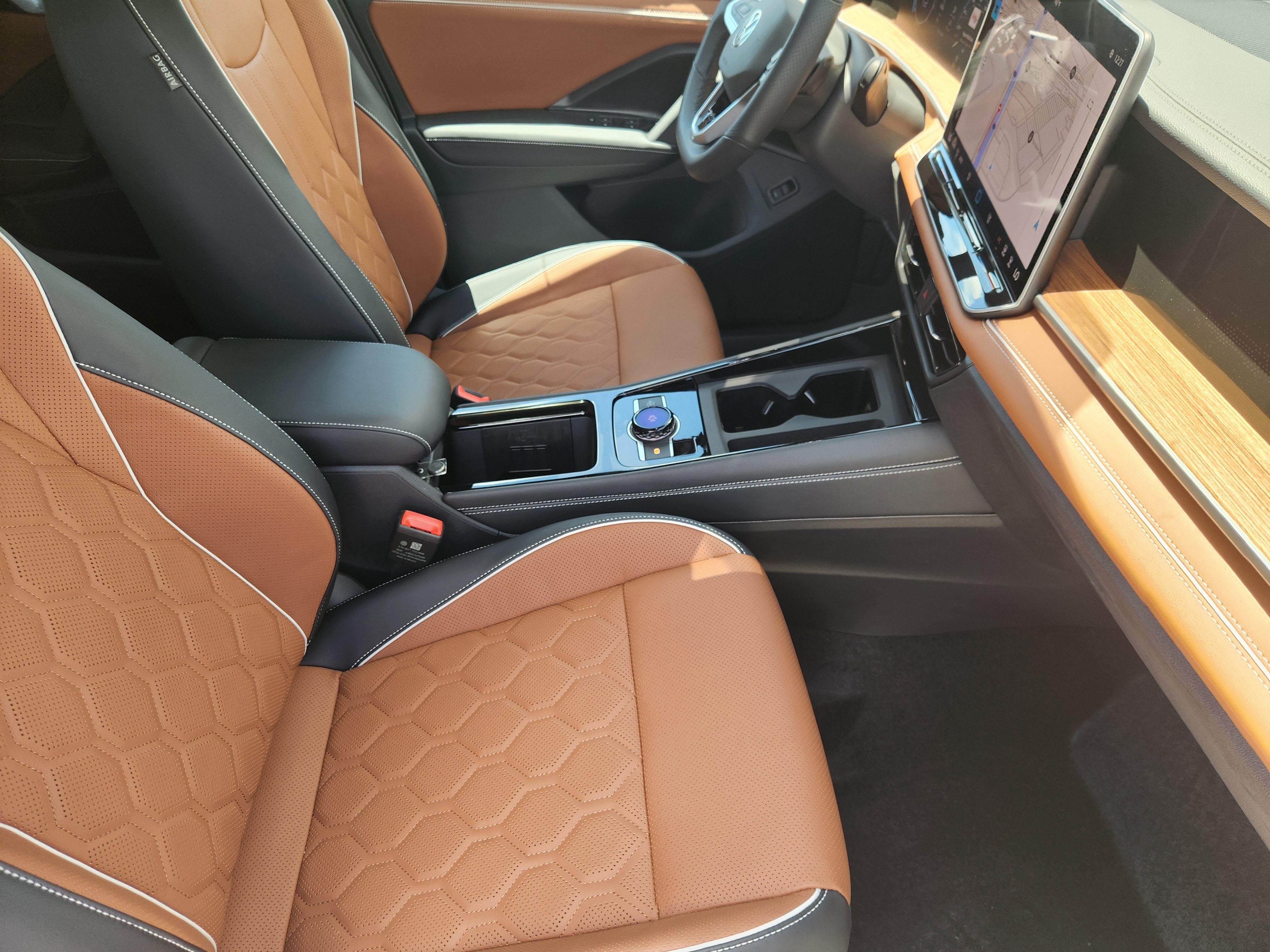 2026 Volkswagen Tiguan SEL R-Line Turbo