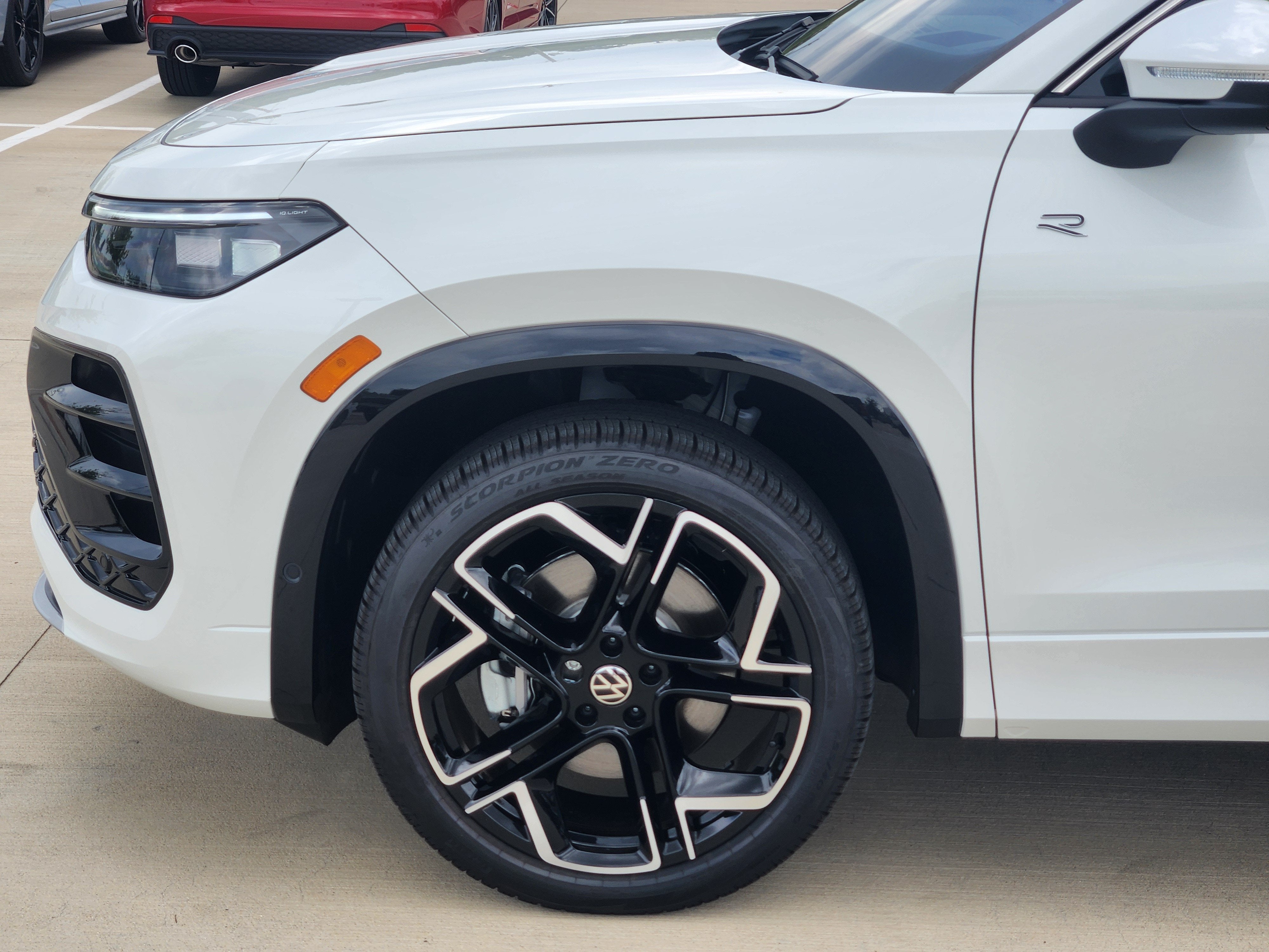 2026 Volkswagen Tiguan SEL R-Line Turbo
