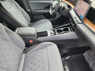 2026 Volkswagen Tiguan SEL R-Line Turbo