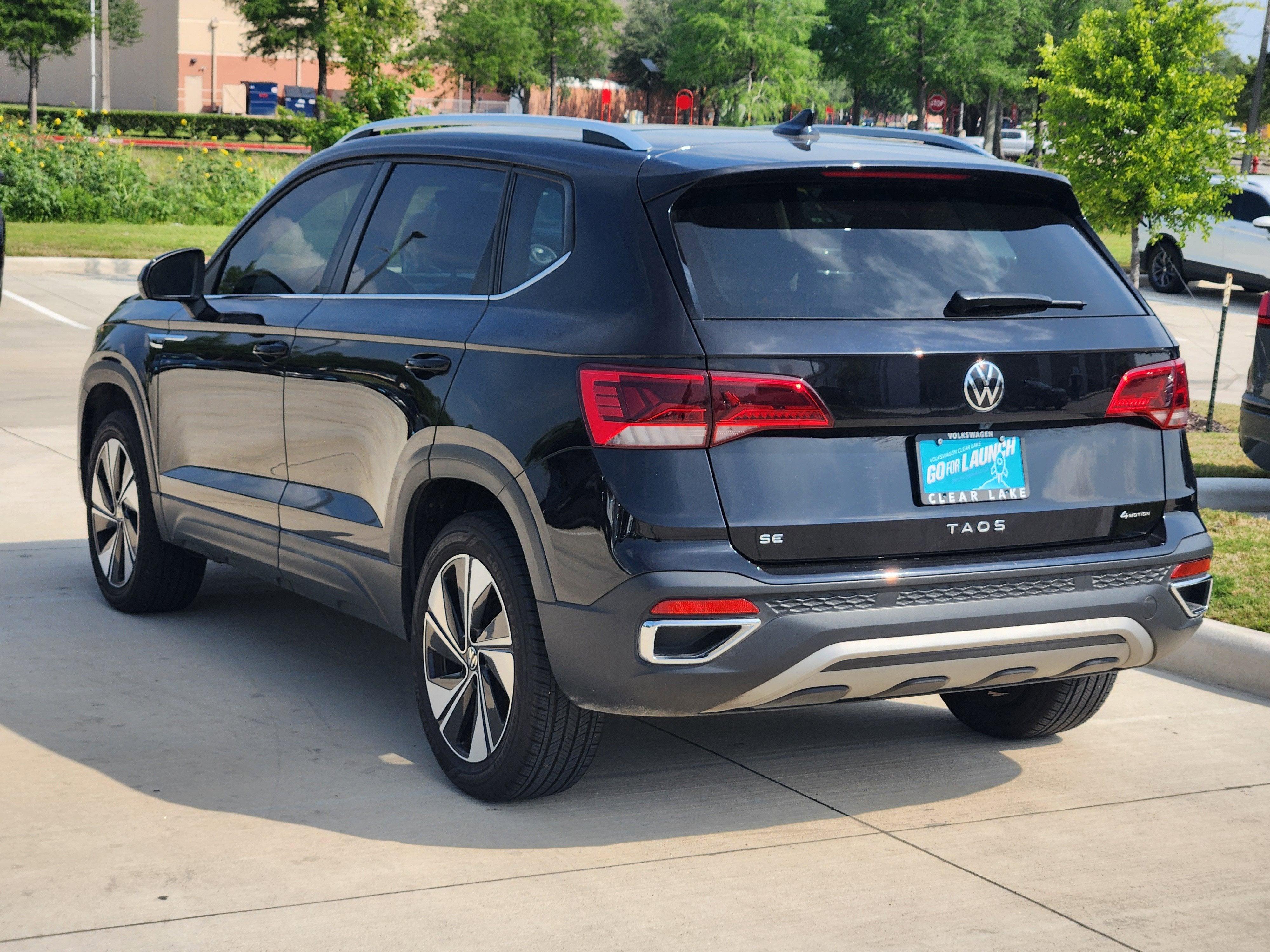 2024 Volkswagen Taos SE