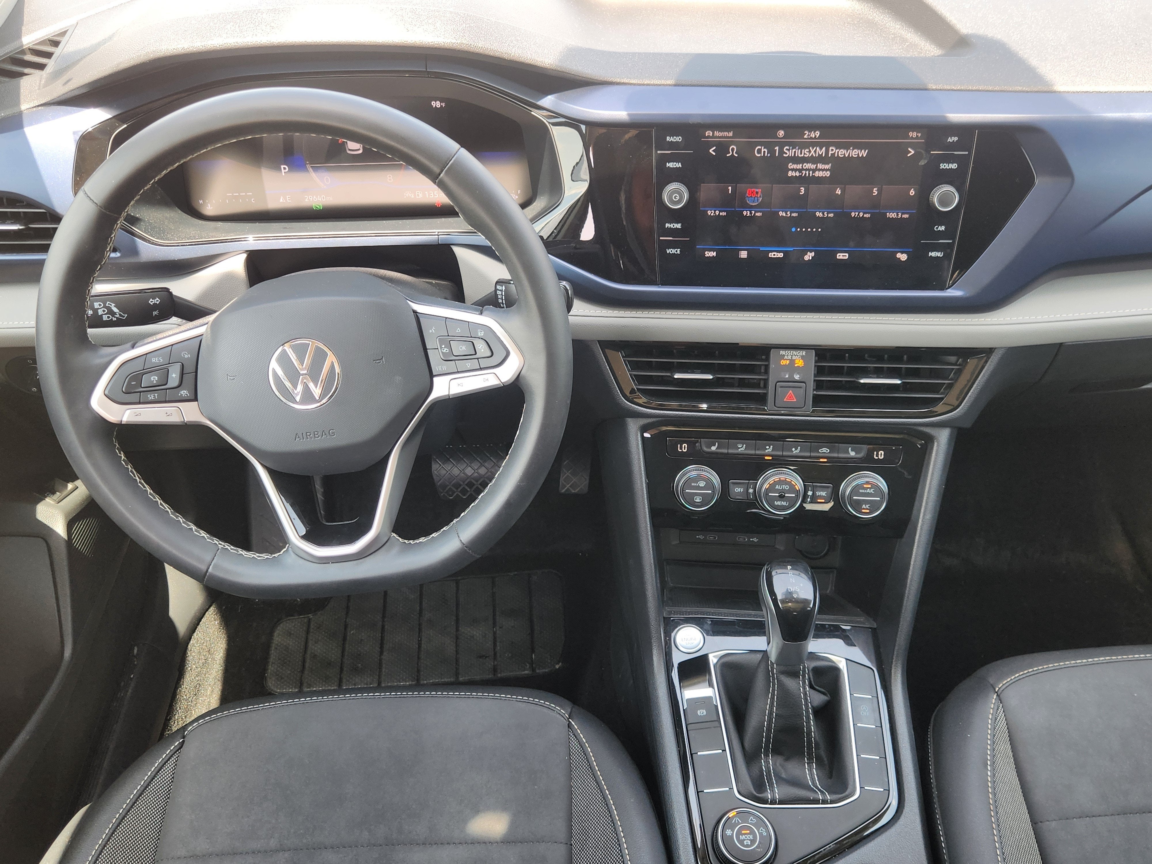 2024 Volkswagen Taos SE