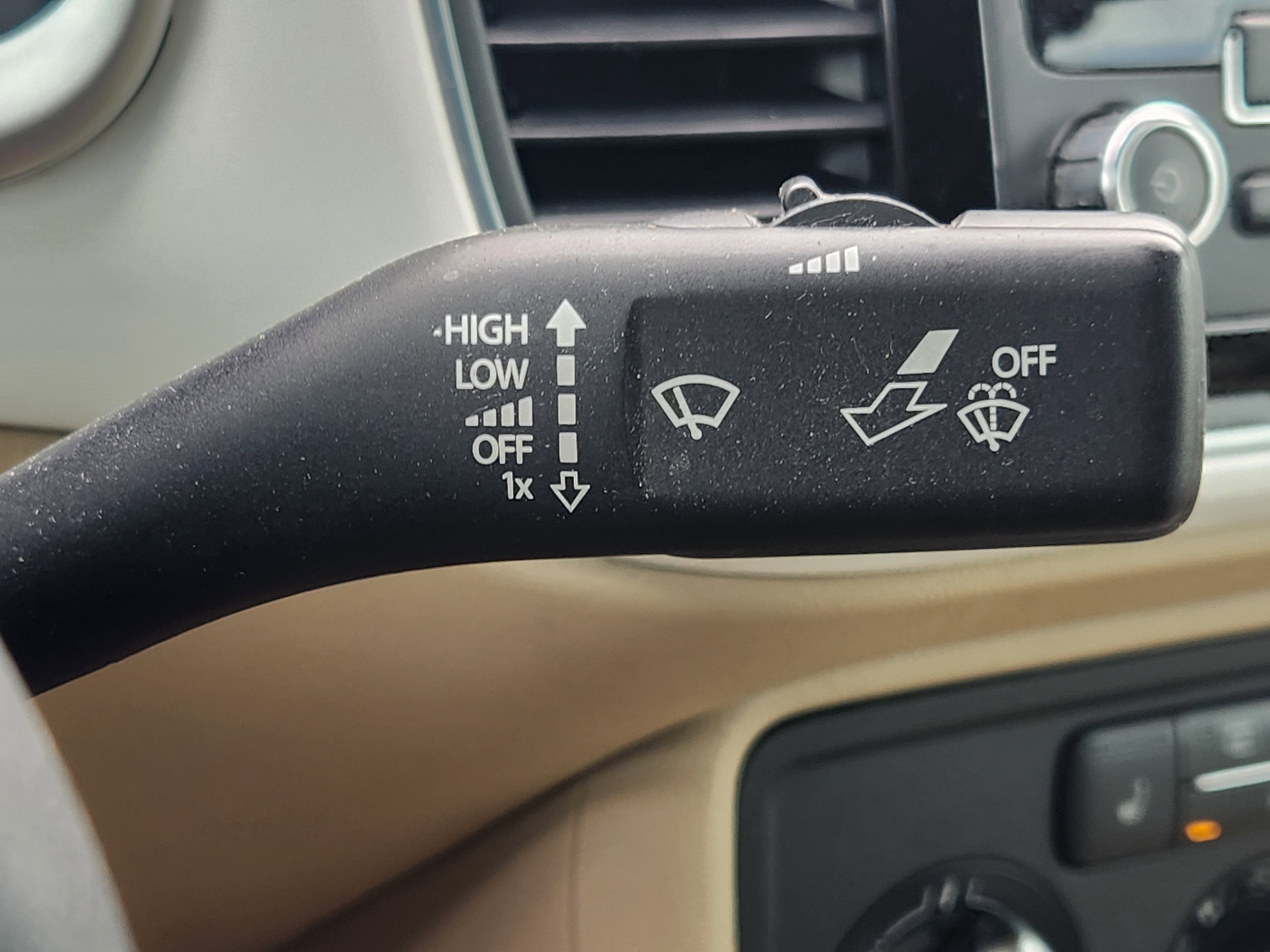 2014 Volkswagen Beetle Convertible 1.8T