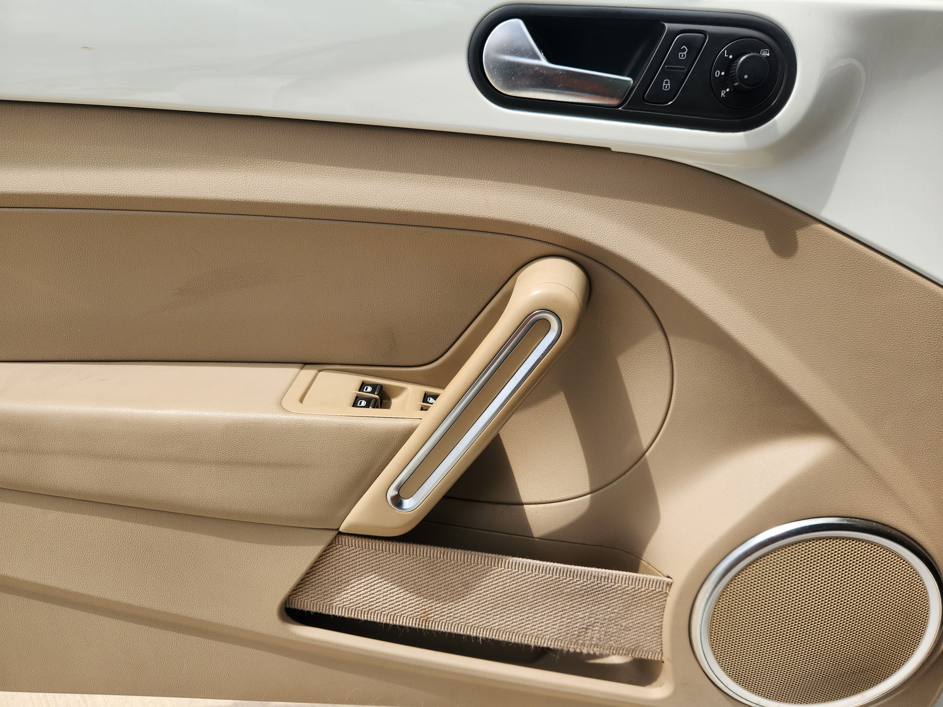 2014 Volkswagen Beetle Convertible 1.8T