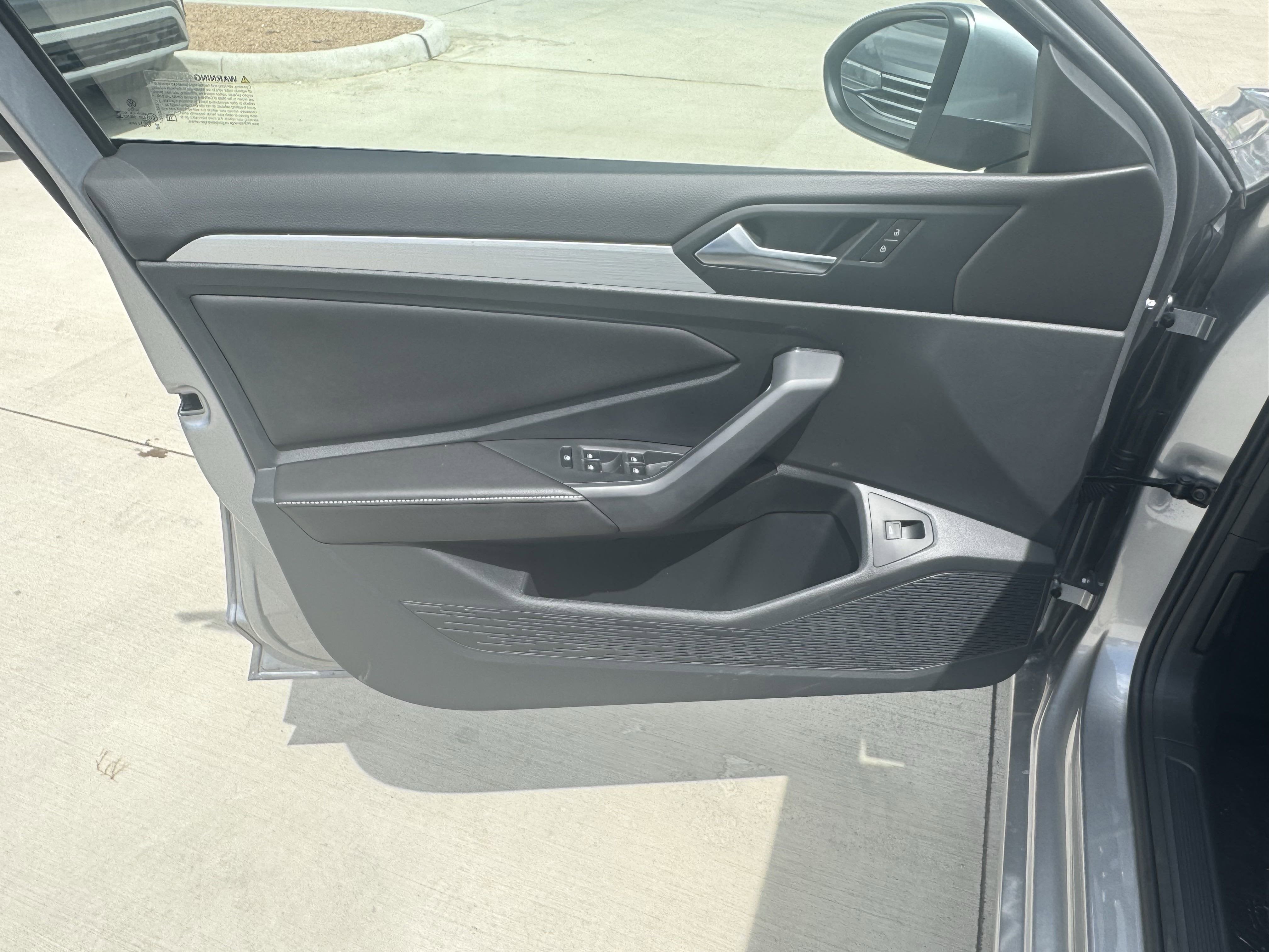 2025 Volkswagen Jetta S