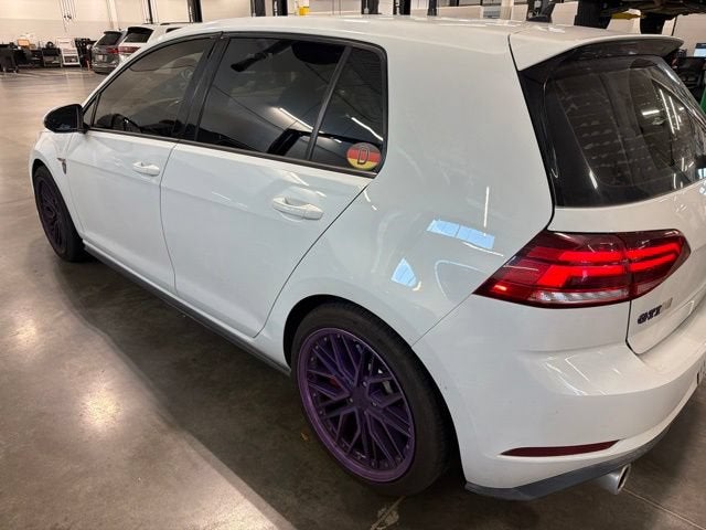 2019 Volkswagen Golf GTI S