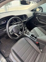 2023 Volkswagen Jetta SE