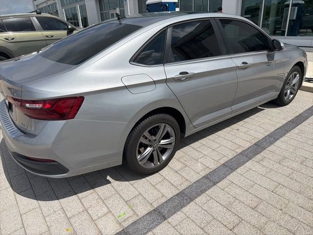 2023 Volkswagen Jetta SE