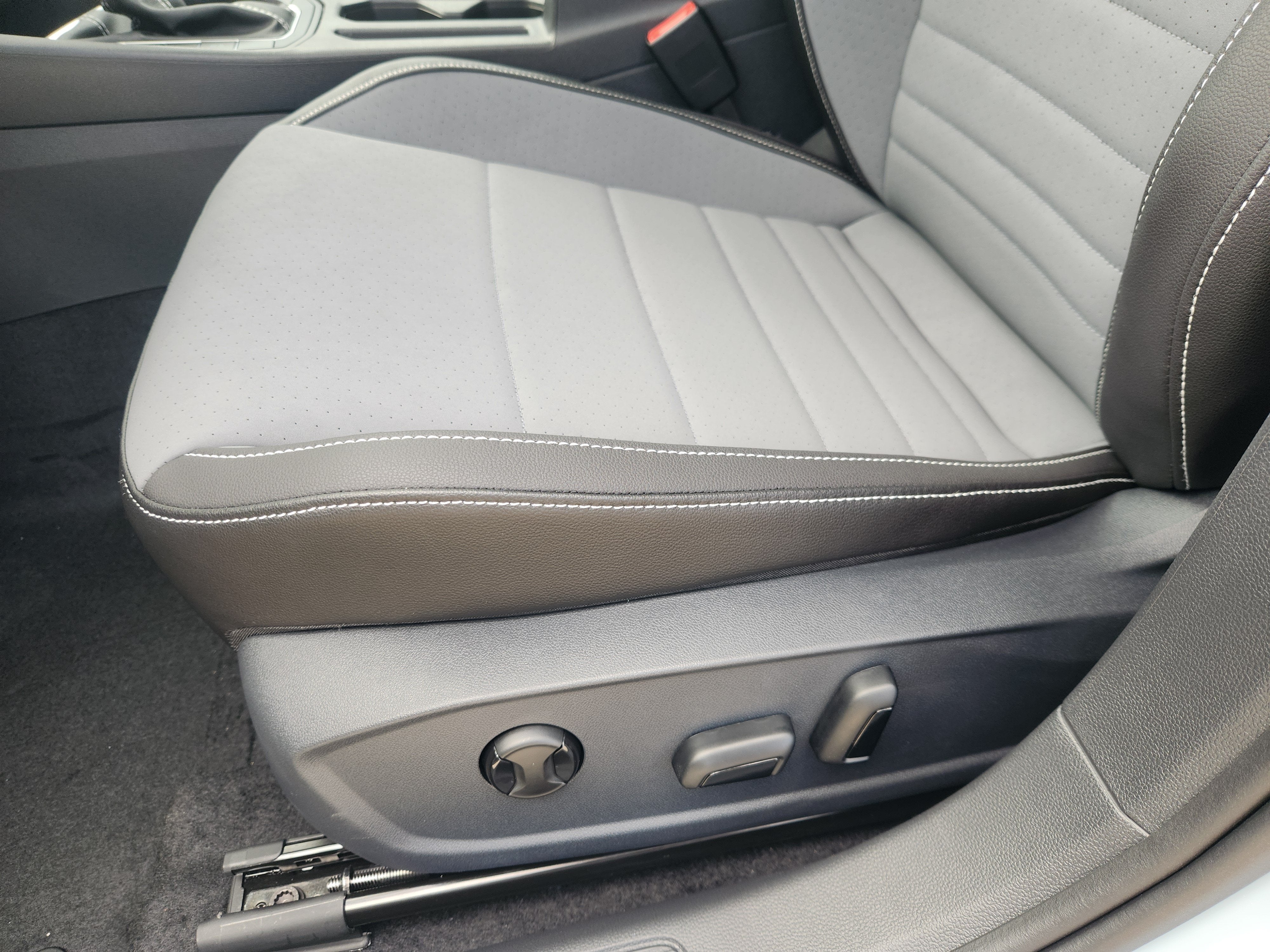 2027 Volkswagen Jetta SE