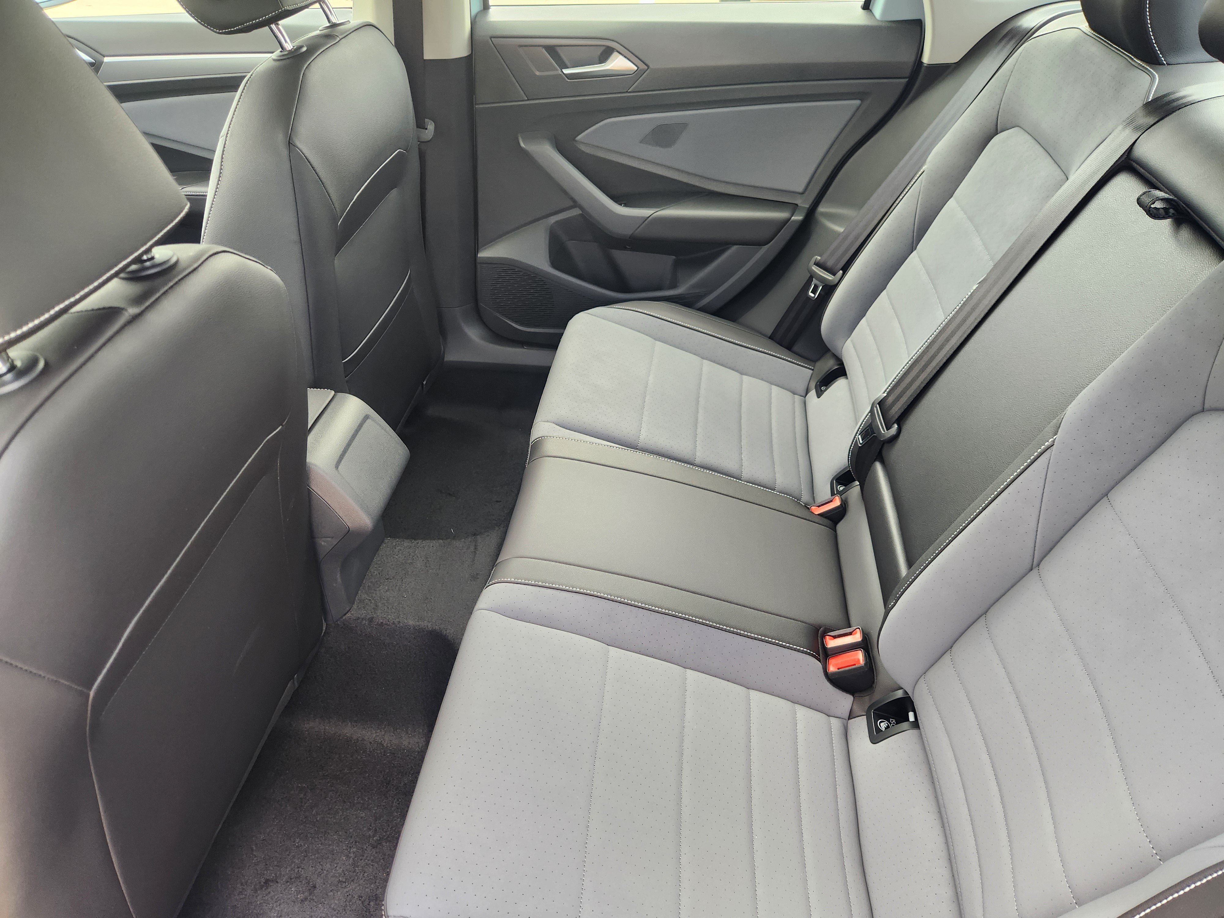 2027 Volkswagen Jetta SE