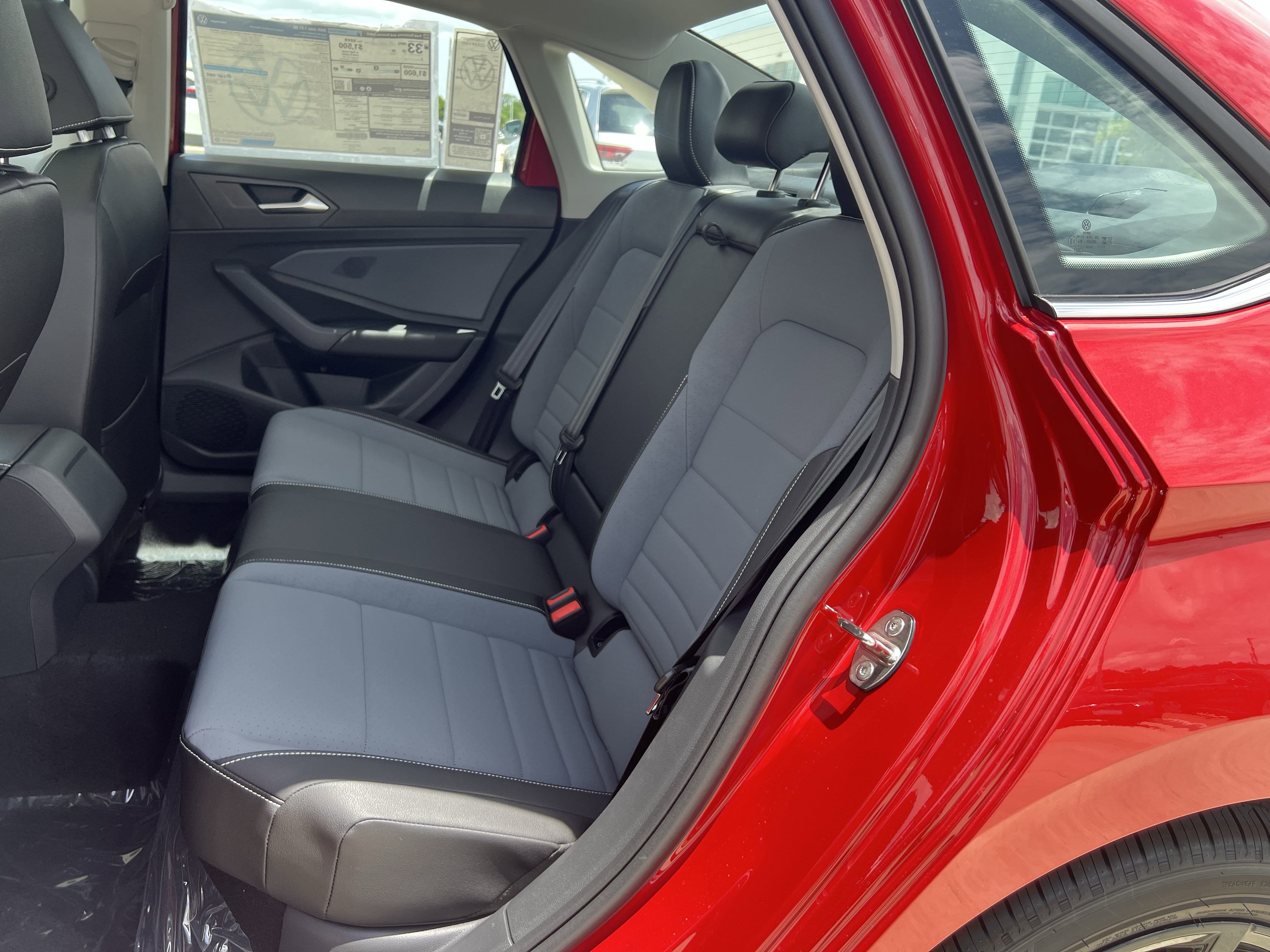 2025 Volkswagen Jetta SE