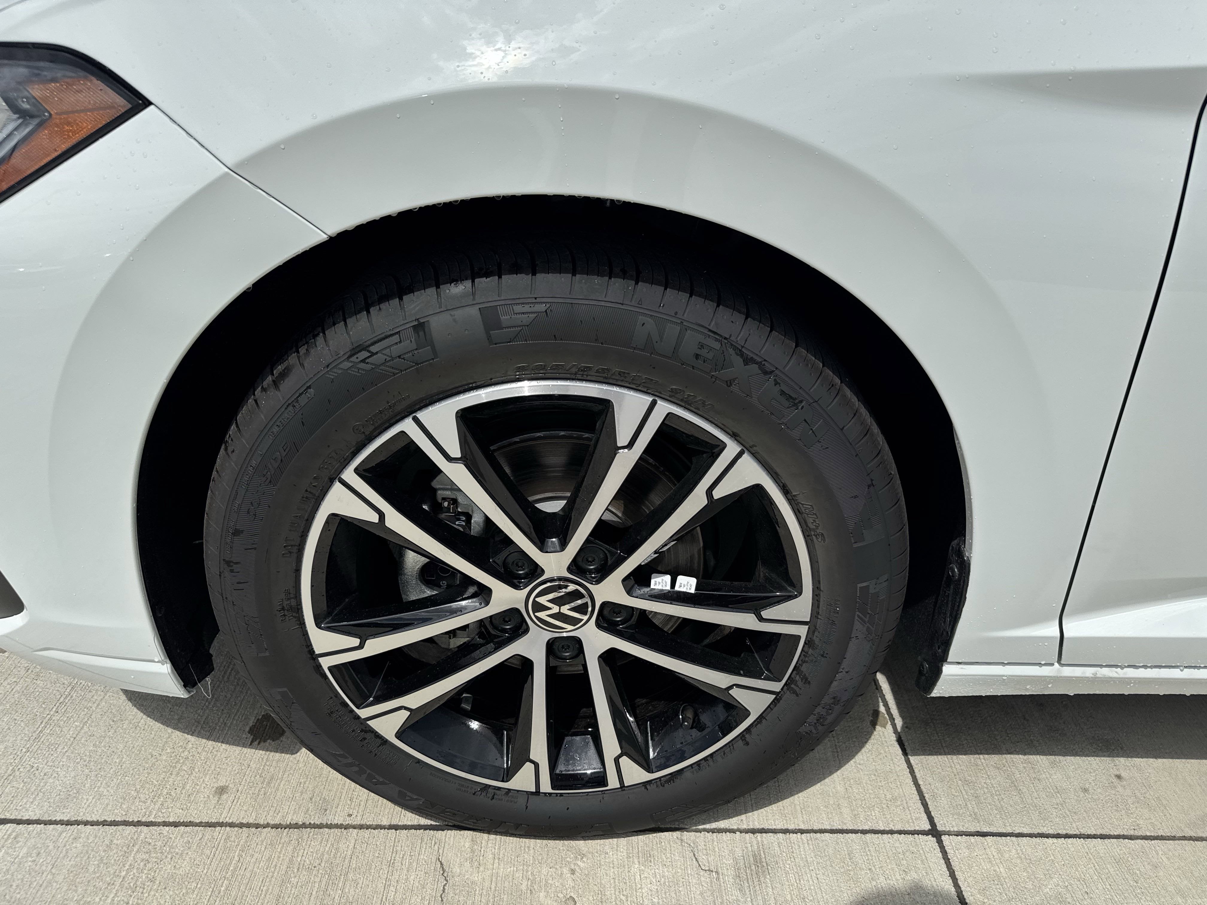 2025 Volkswagen Jetta Sport