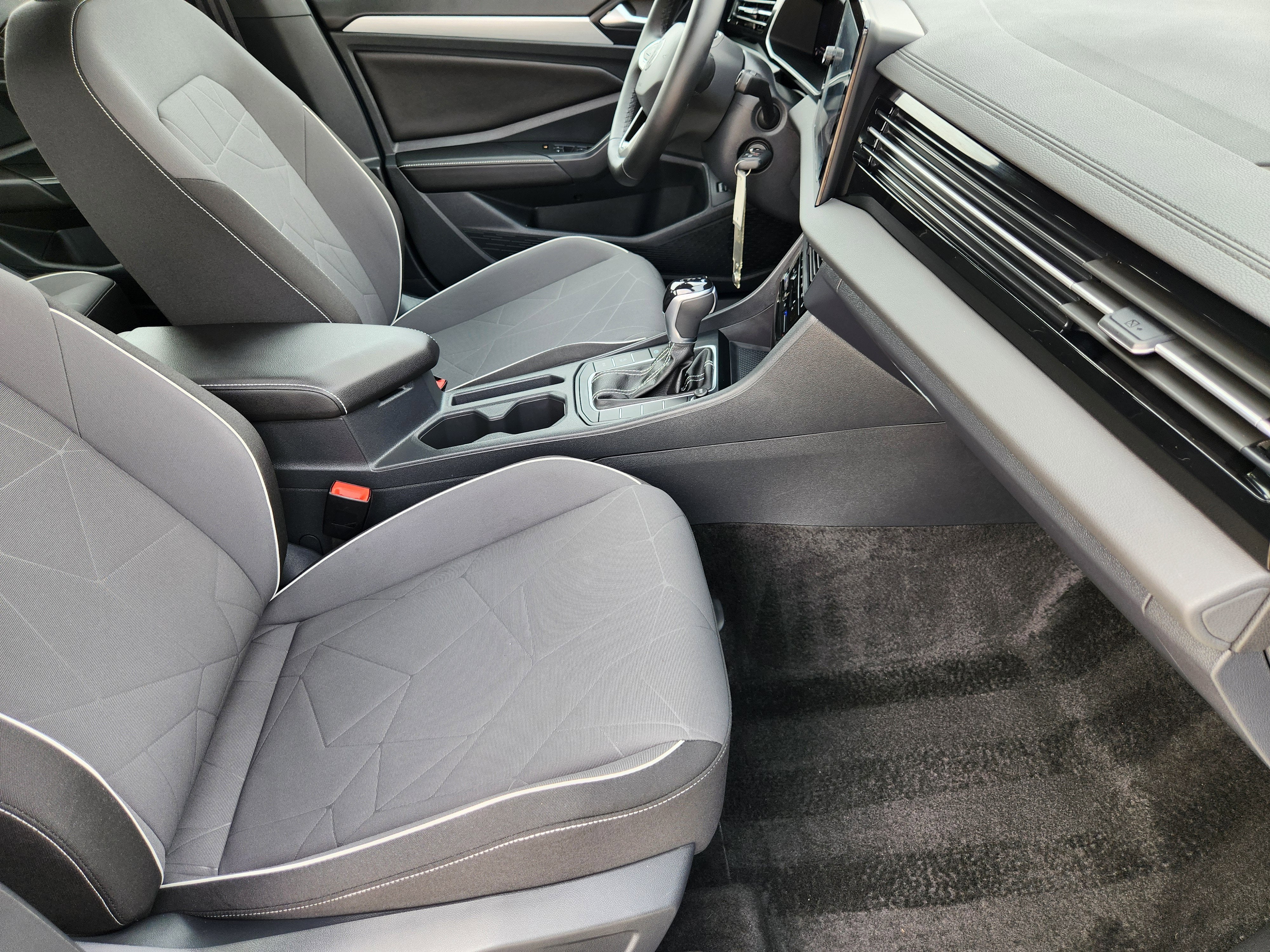 2025 Volkswagen Jetta Sport