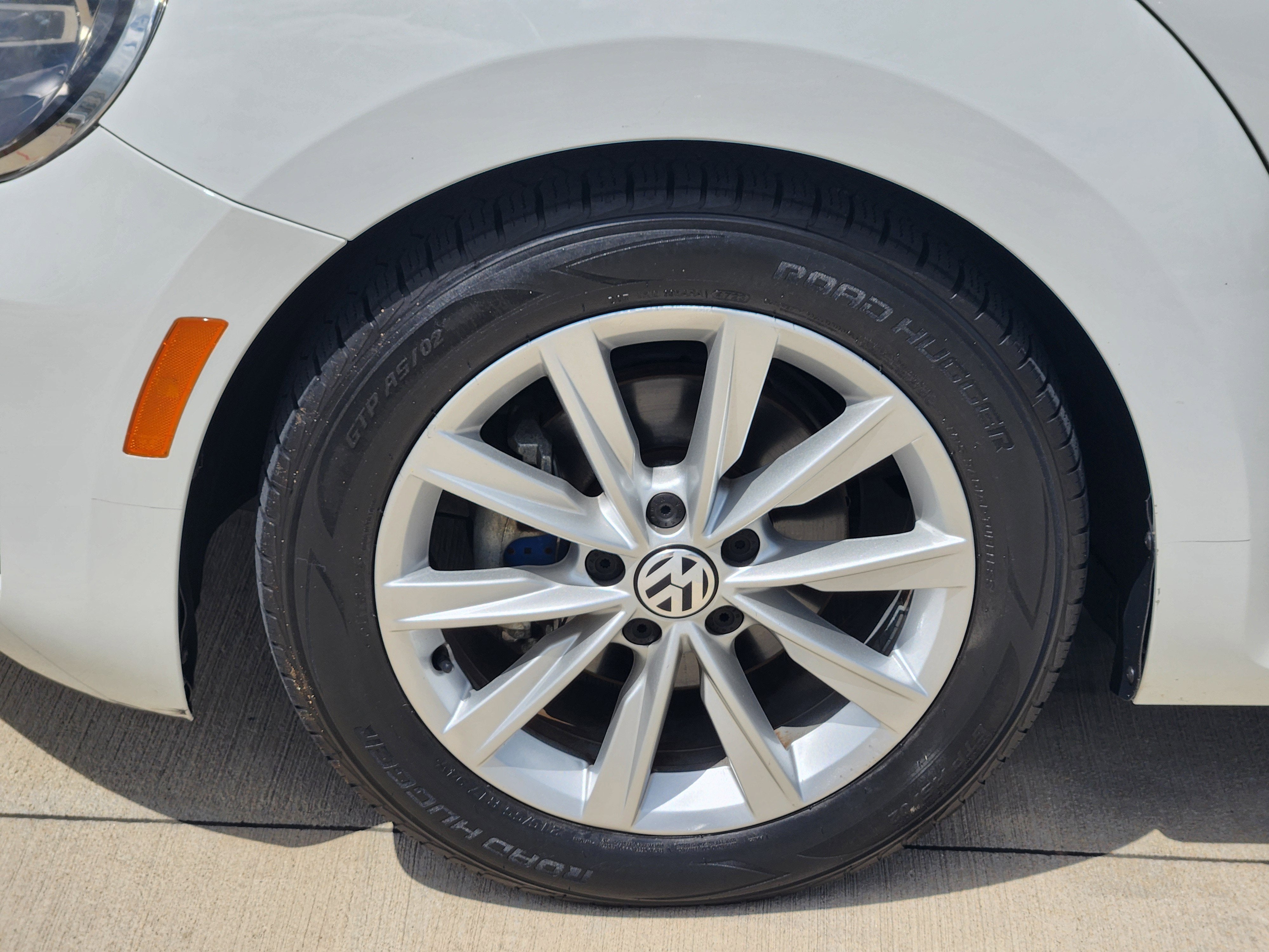 2018 Volkswagen Beetle S