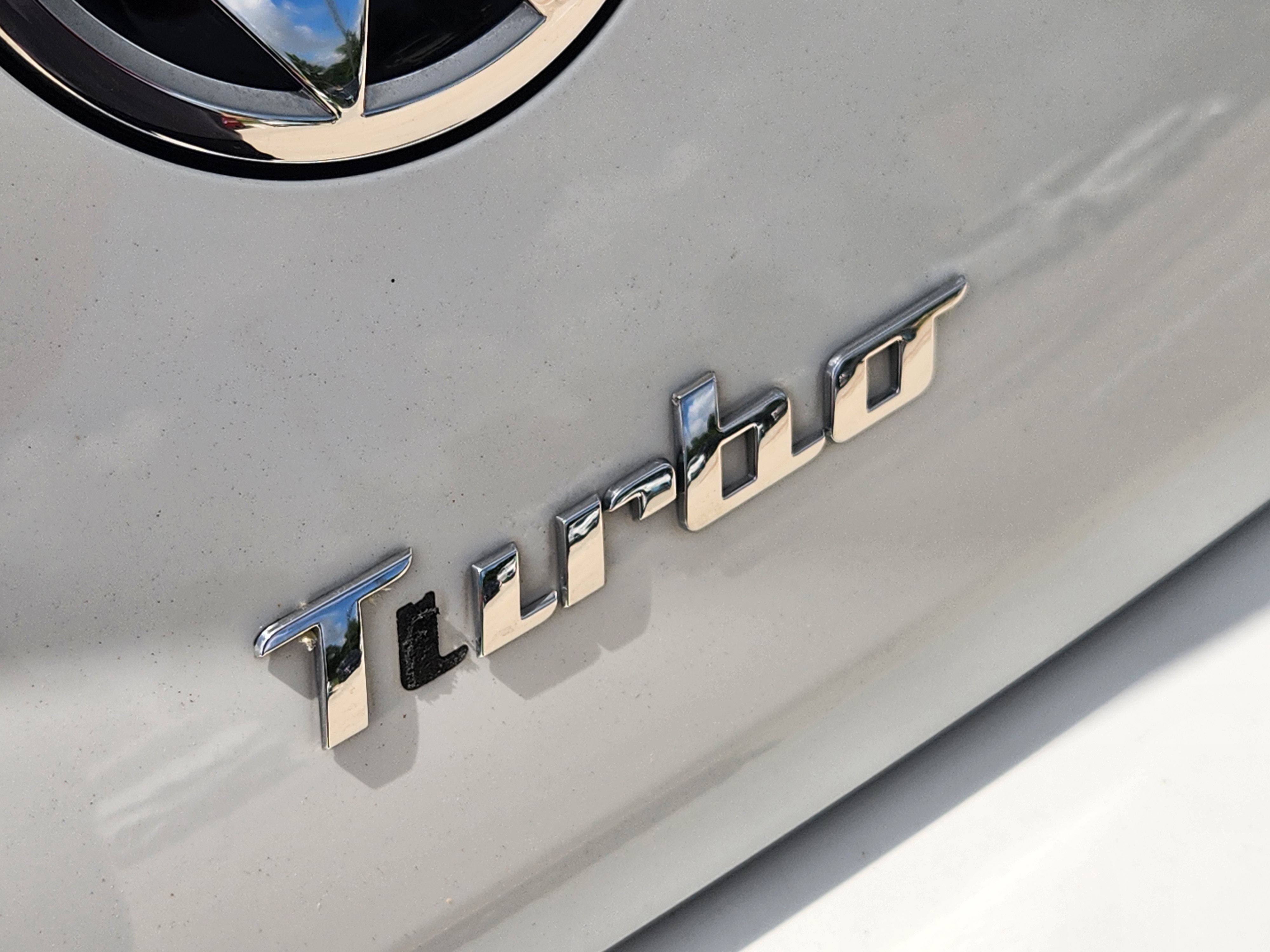 2018 Volkswagen Beetle S