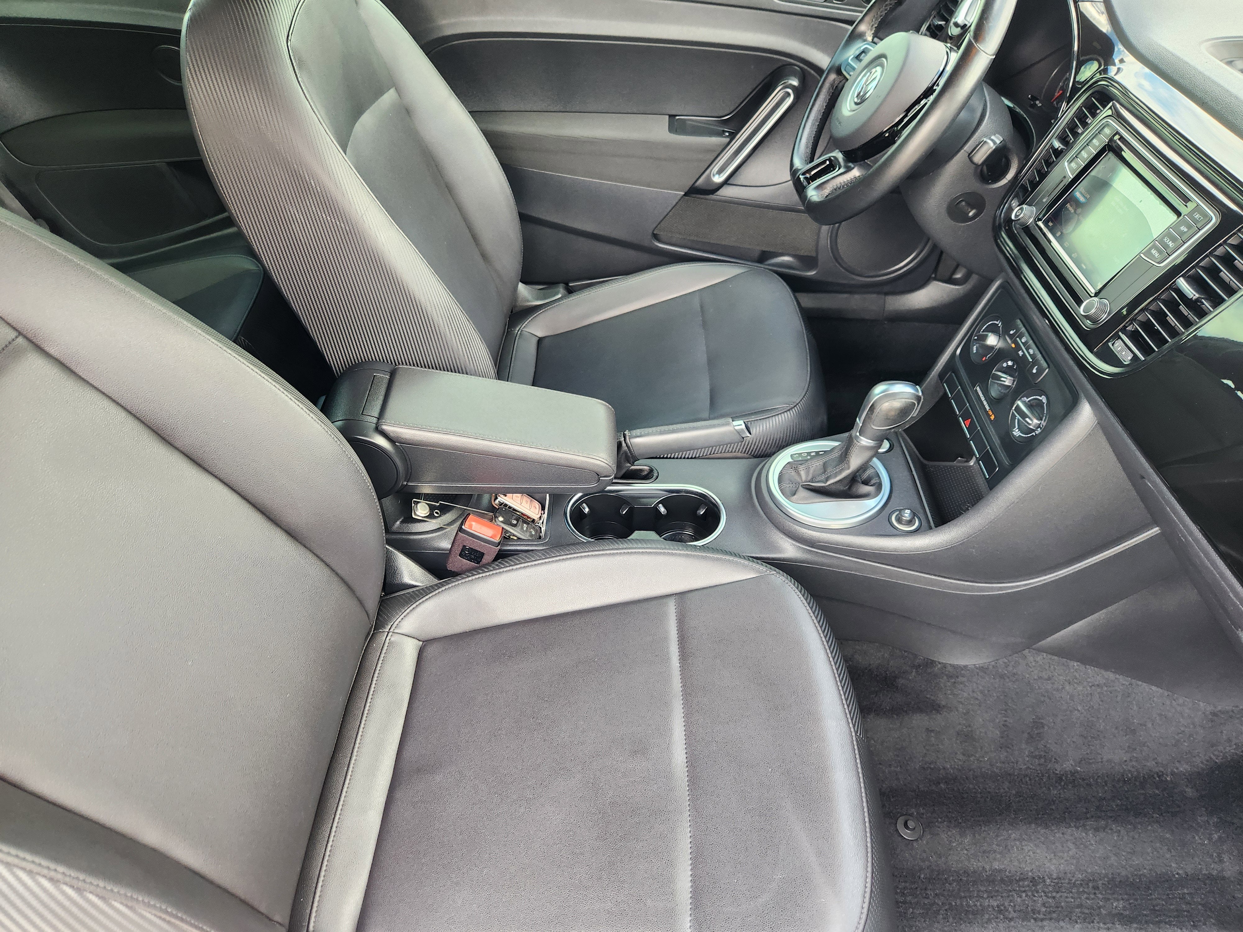 2018 Volkswagen Beetle S
