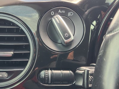 2018 Volkswagen Beetle S