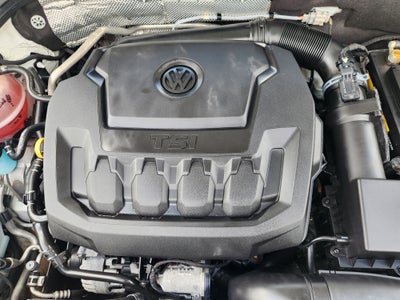 2018 Volkswagen Beetle S