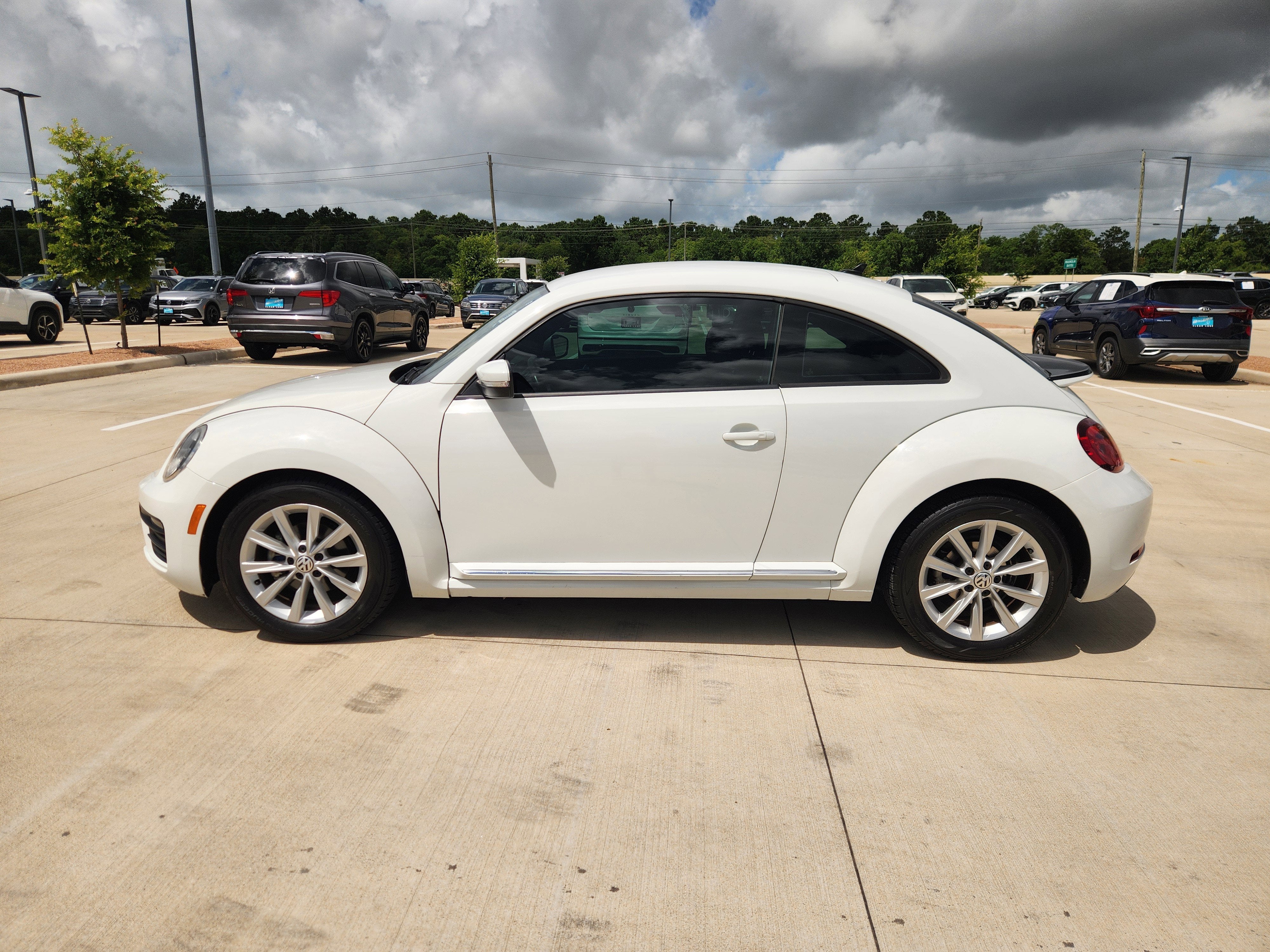 2018 Volkswagen Beetle S