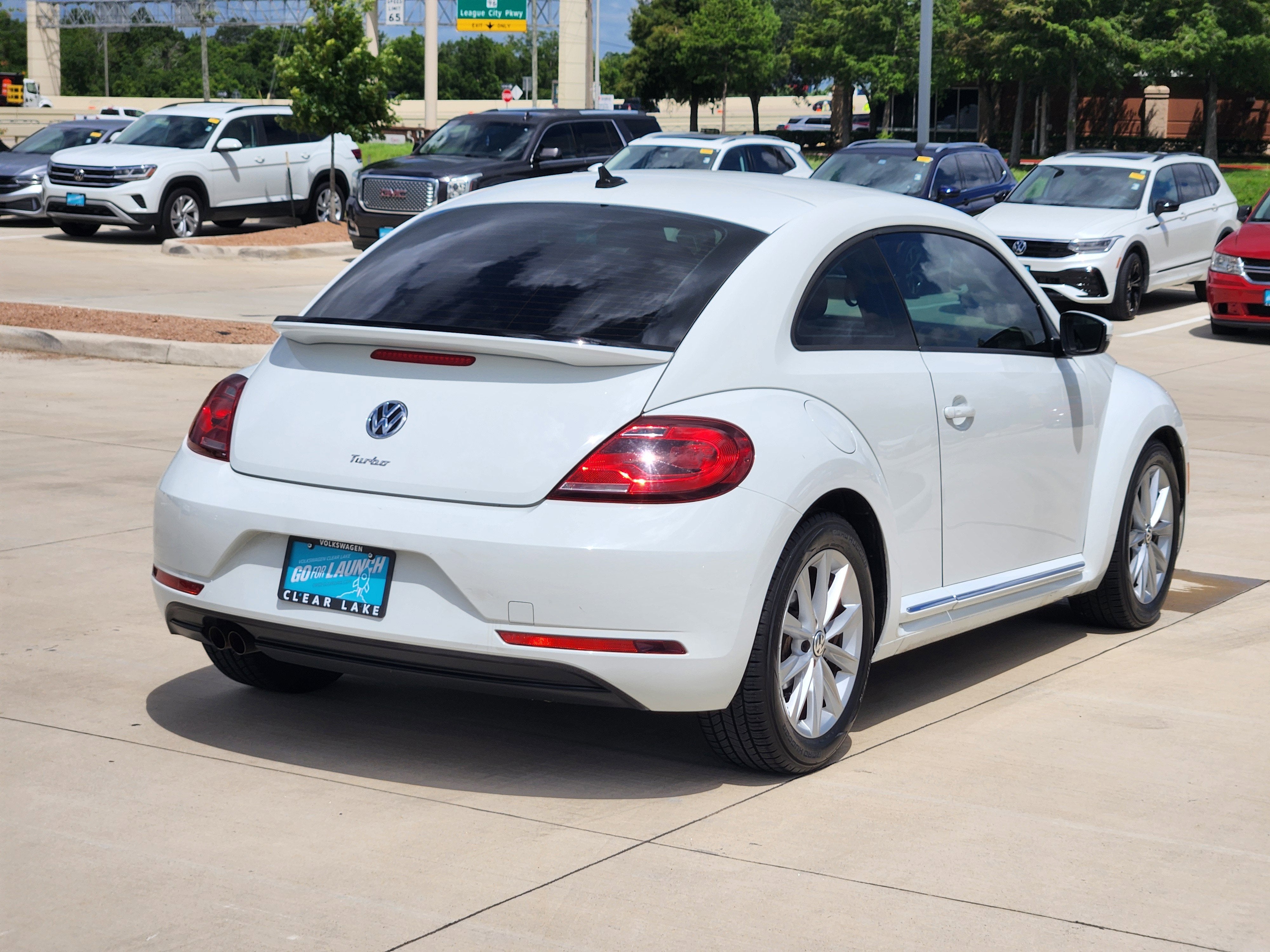 2018 Volkswagen Beetle S