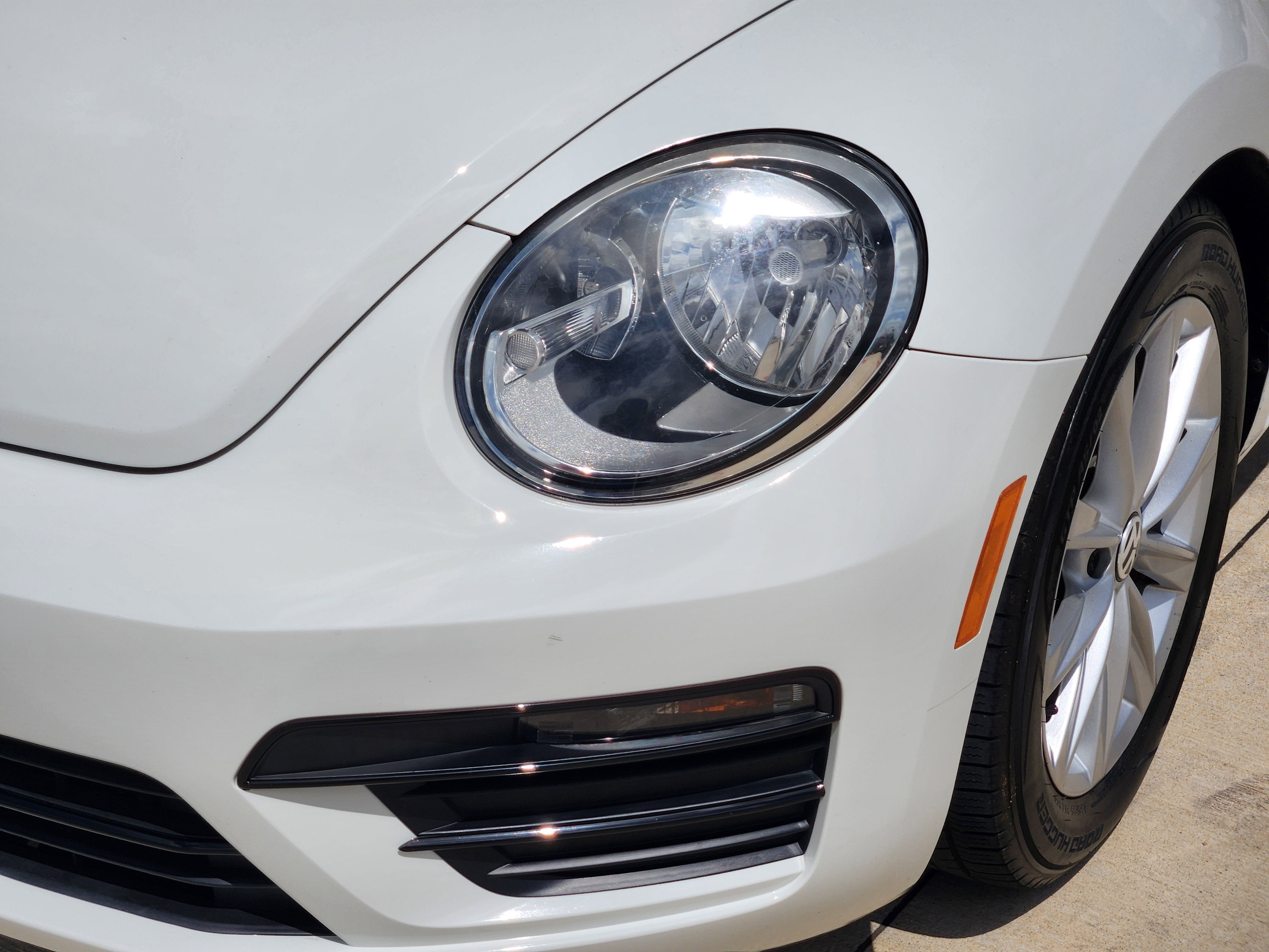 2018 Volkswagen Beetle S