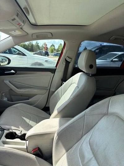 2019 Volkswagen Jetta SEL Premium