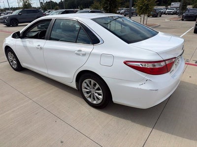 2017 Toyota Camry LE