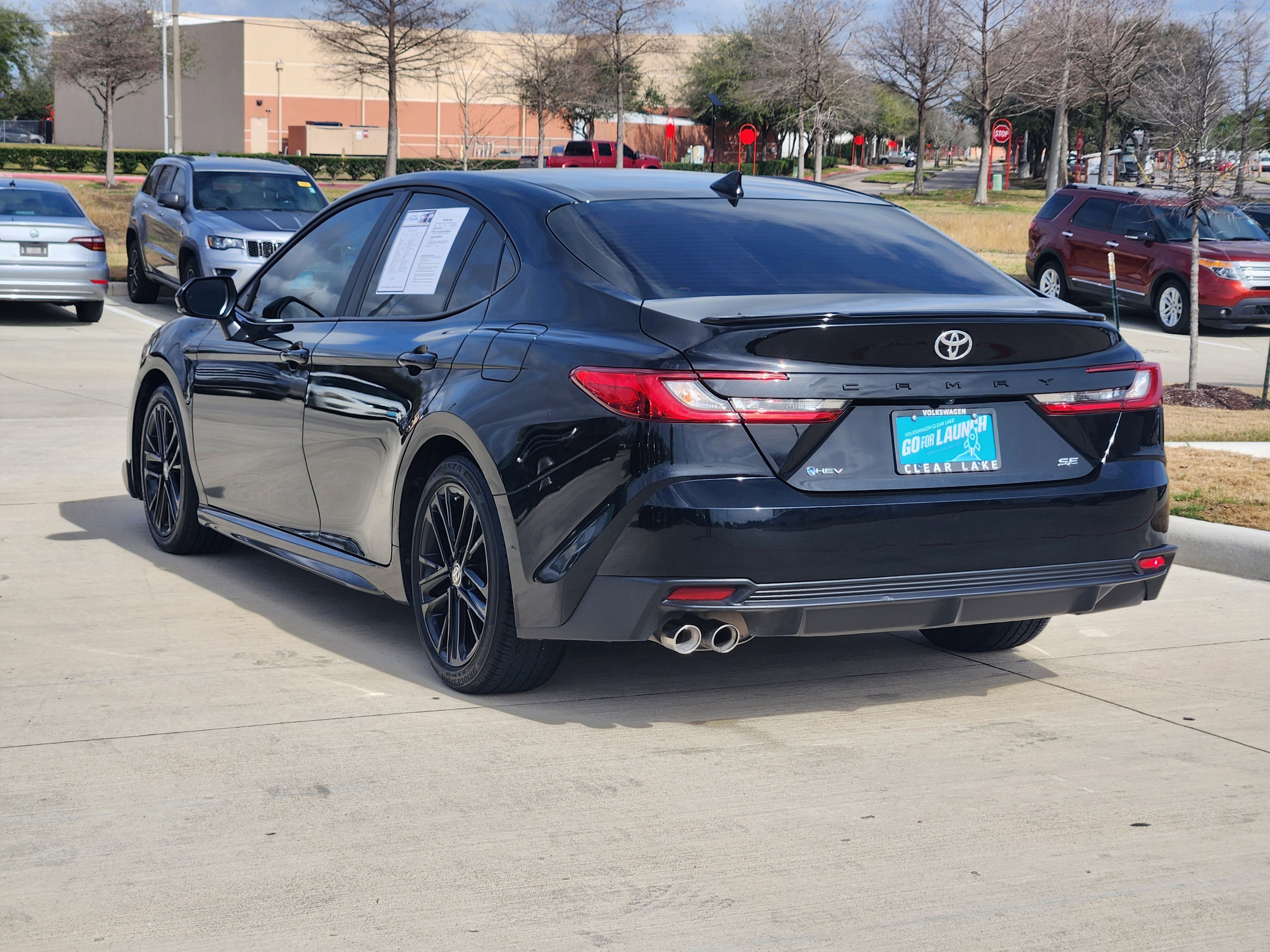2025 Toyota Camry SE