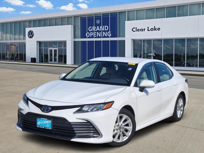 2024 Toyota Camry LE