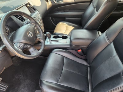 2020 Nissan Pathfinder SL