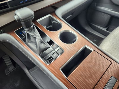 2022 Toyota Sienna LE