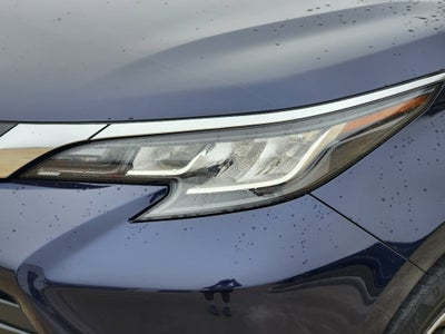 2022 Toyota Sienna LE