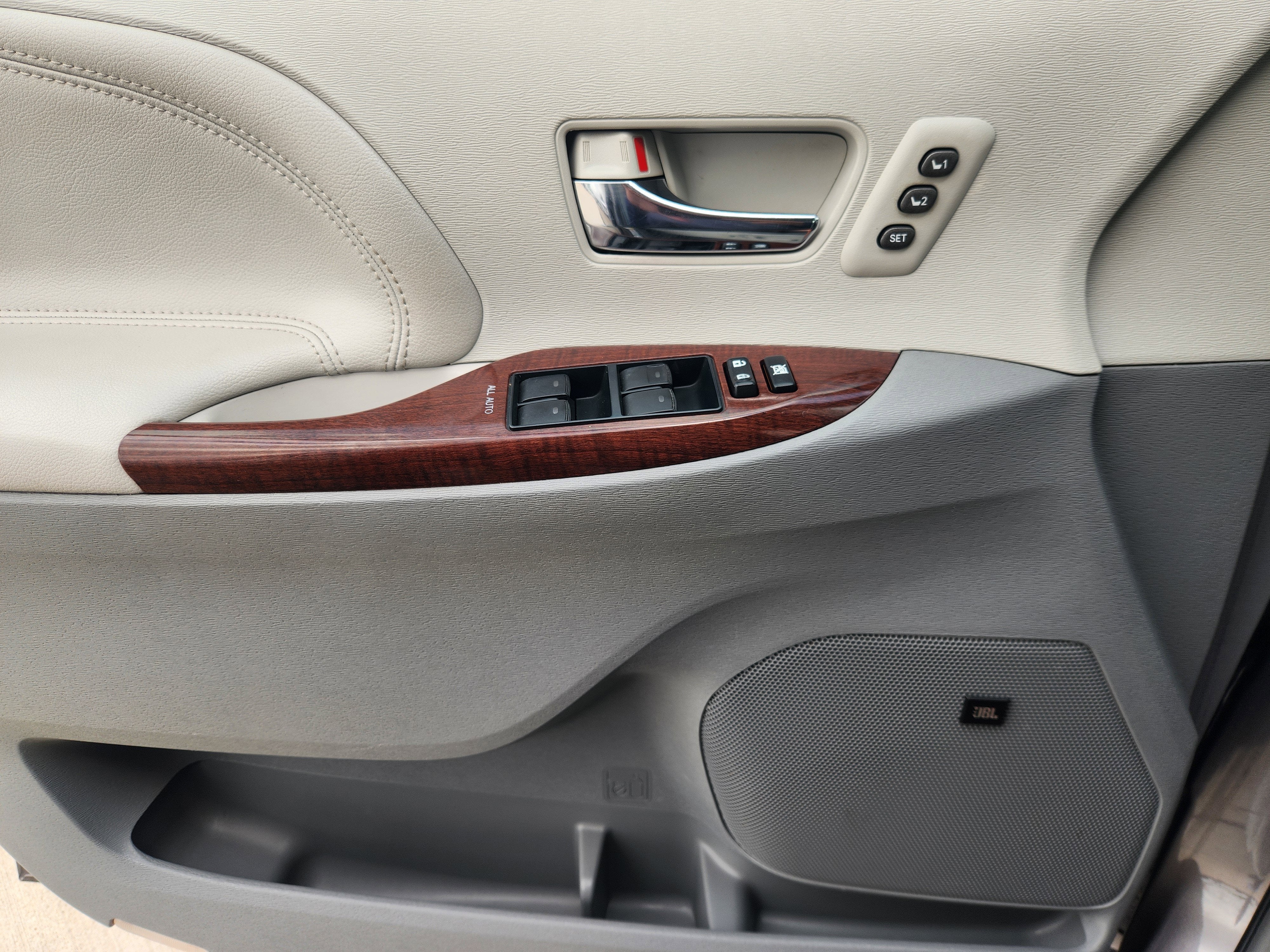 2012 Toyota Sienna Ltd